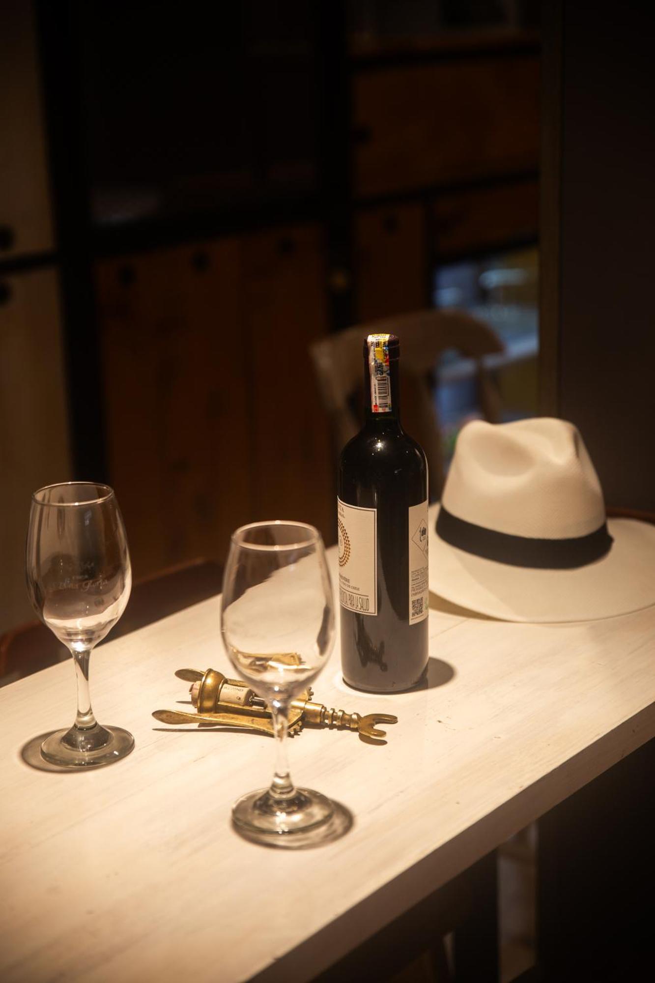 Hostal El Quinde サレント エクステリア 写真