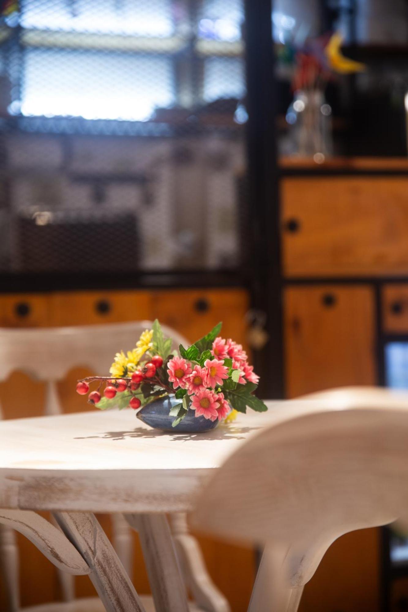 Hostal El Quinde サレント エクステリア 写真