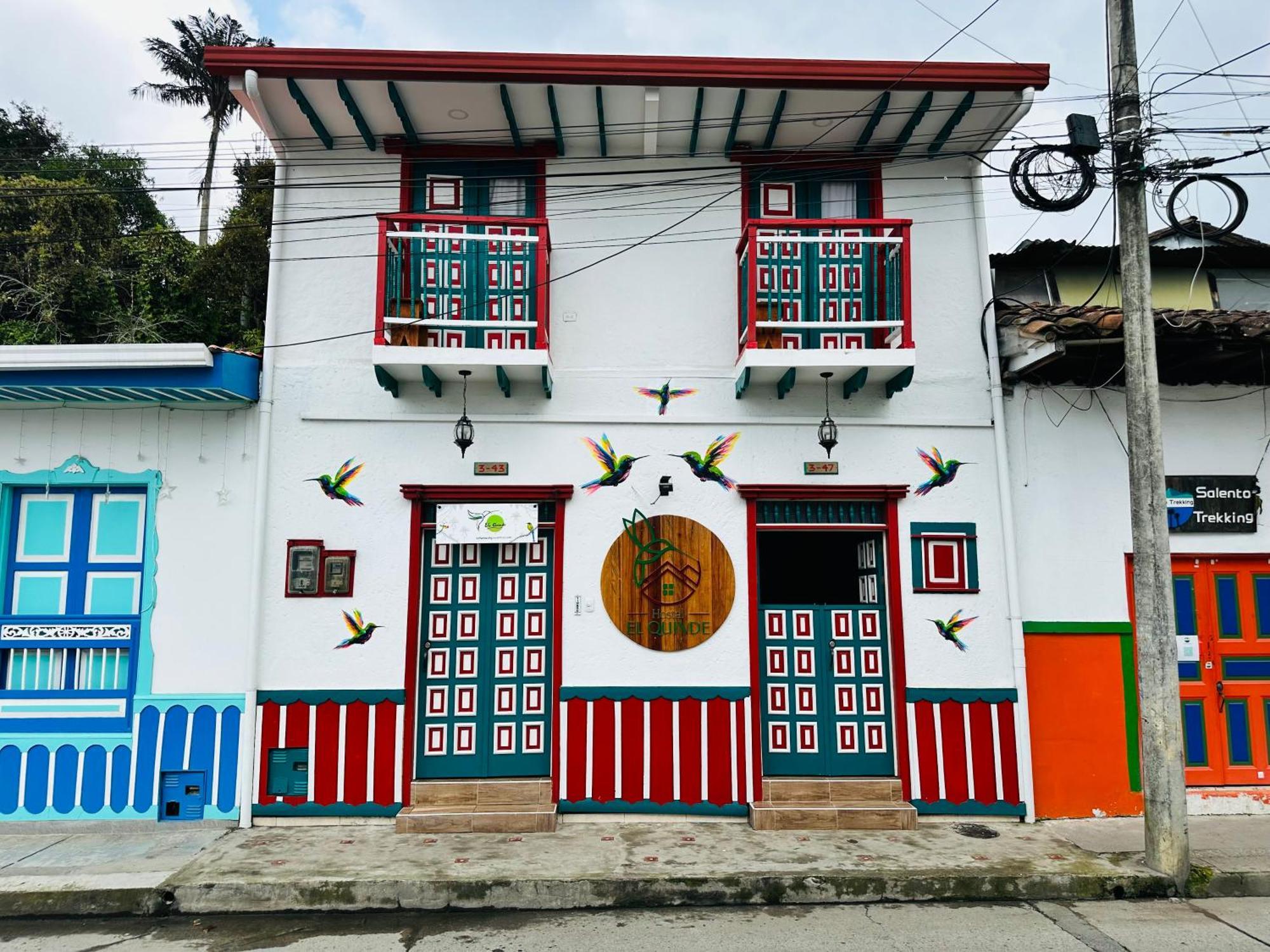 Hostal El Quinde サレント エクステリア 写真