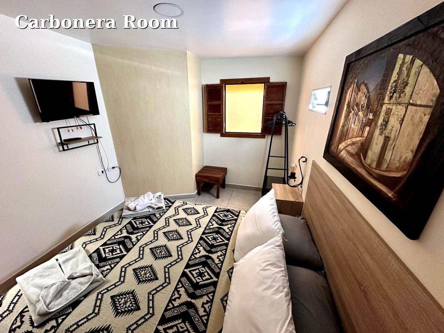 Hostal El Quinde サレント エクステリア 写真