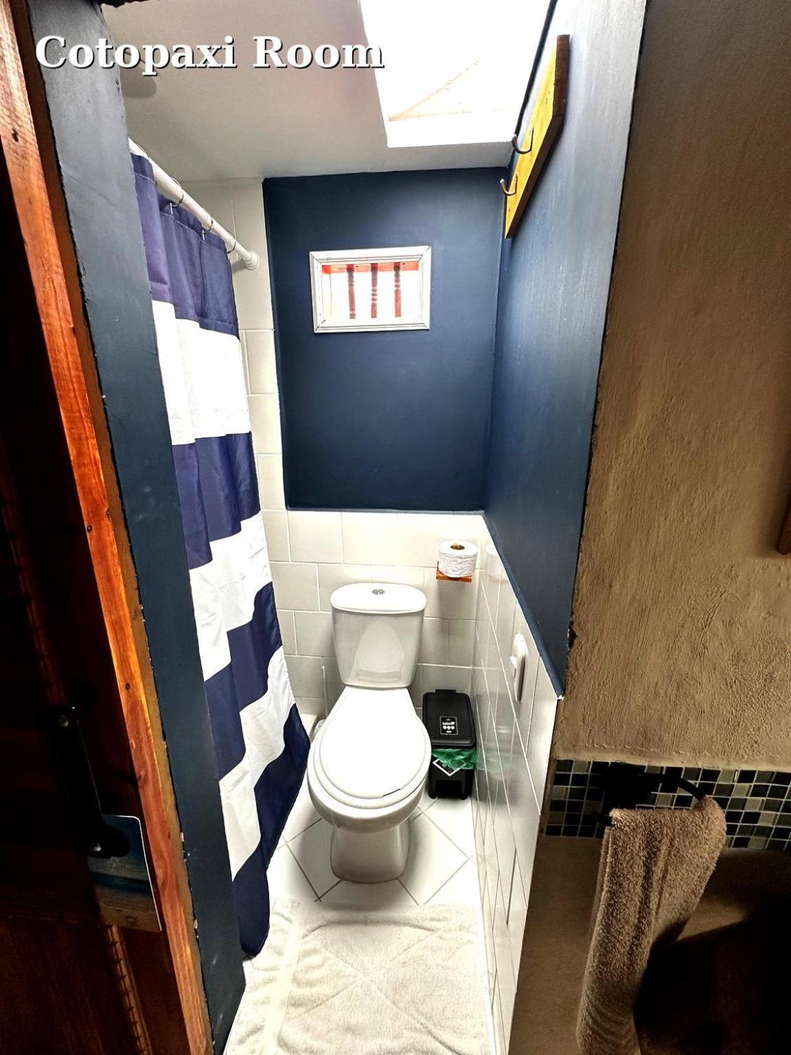Hostal El Quinde サレント エクステリア 写真